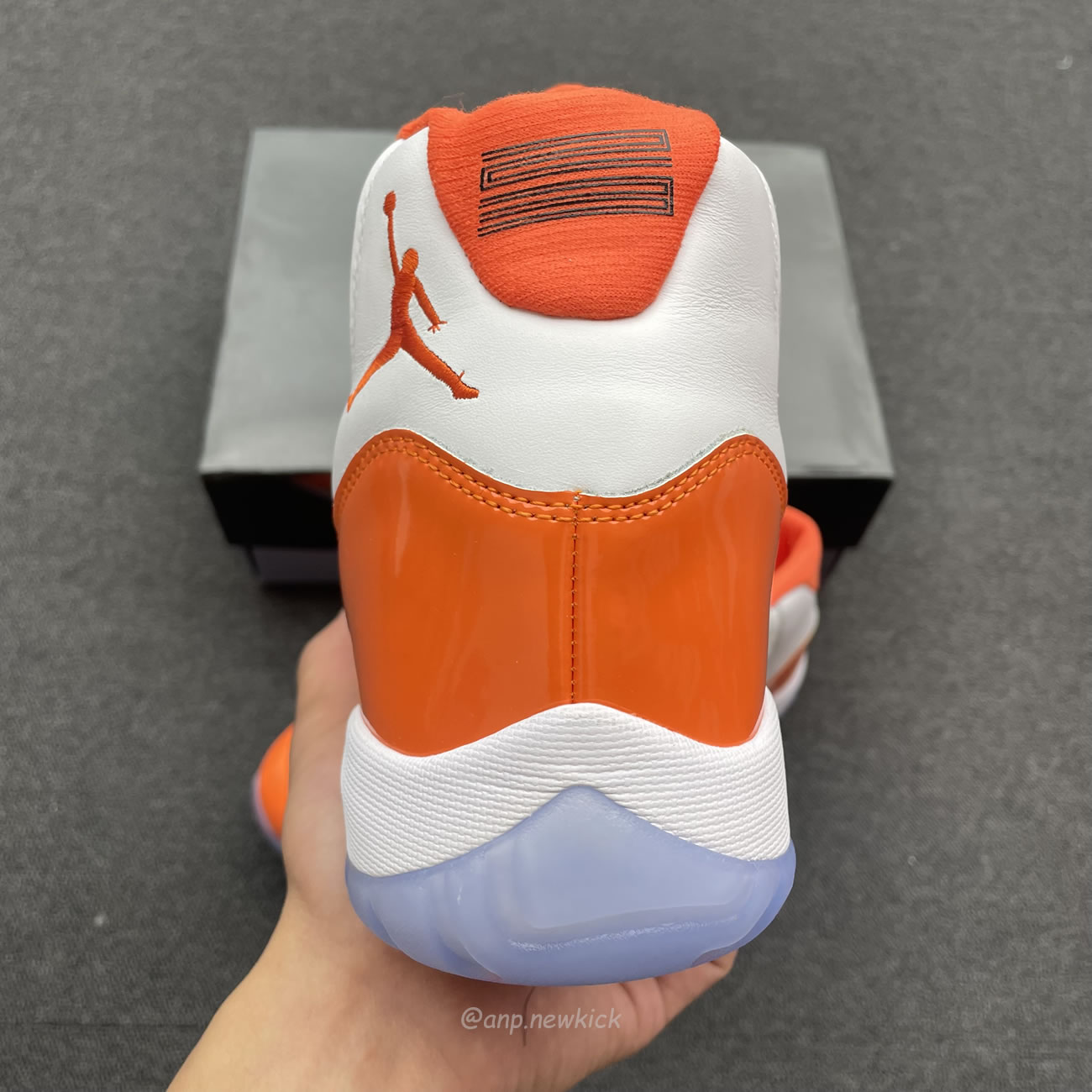 Air Jordan 11 Florida Gators White Orange (4) - www.newkick.vip